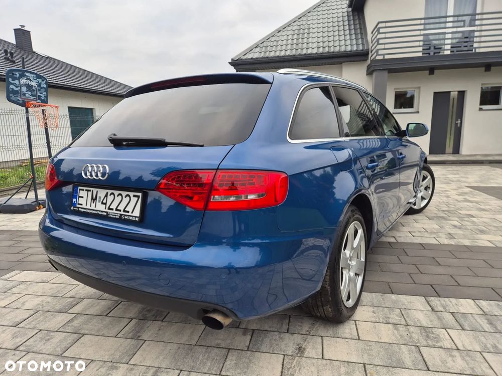 Audi A4 Avant - 5