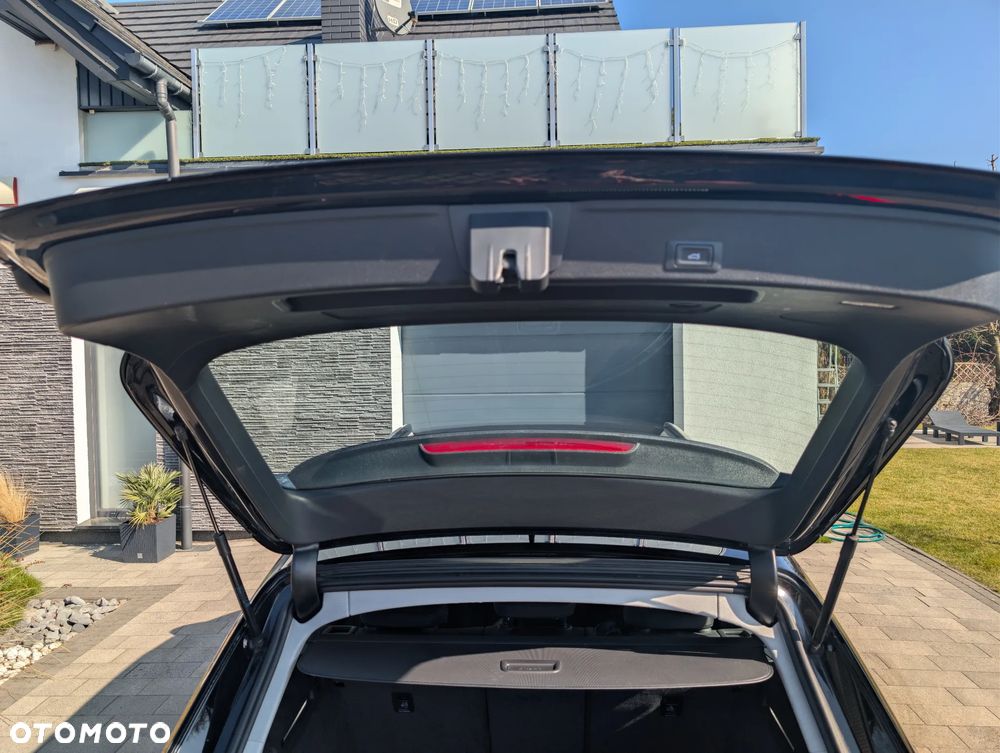 Audi A4 Avant 40 TFSI S tronic - 29