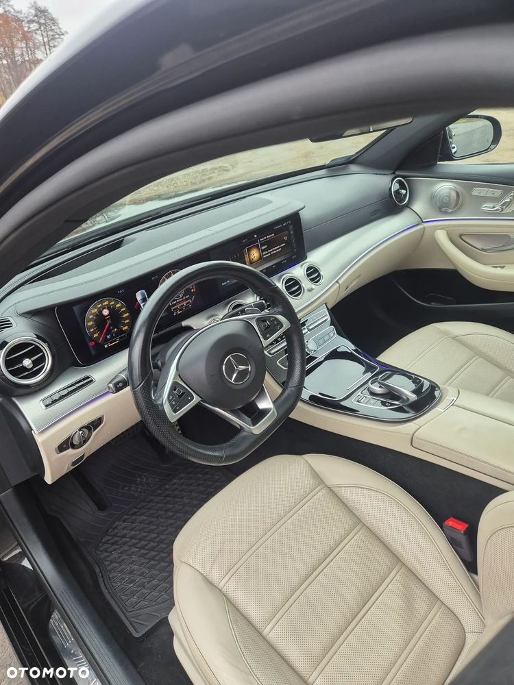 Mercedes-Benz Klasa E 43 AMG 4-Matic - 8