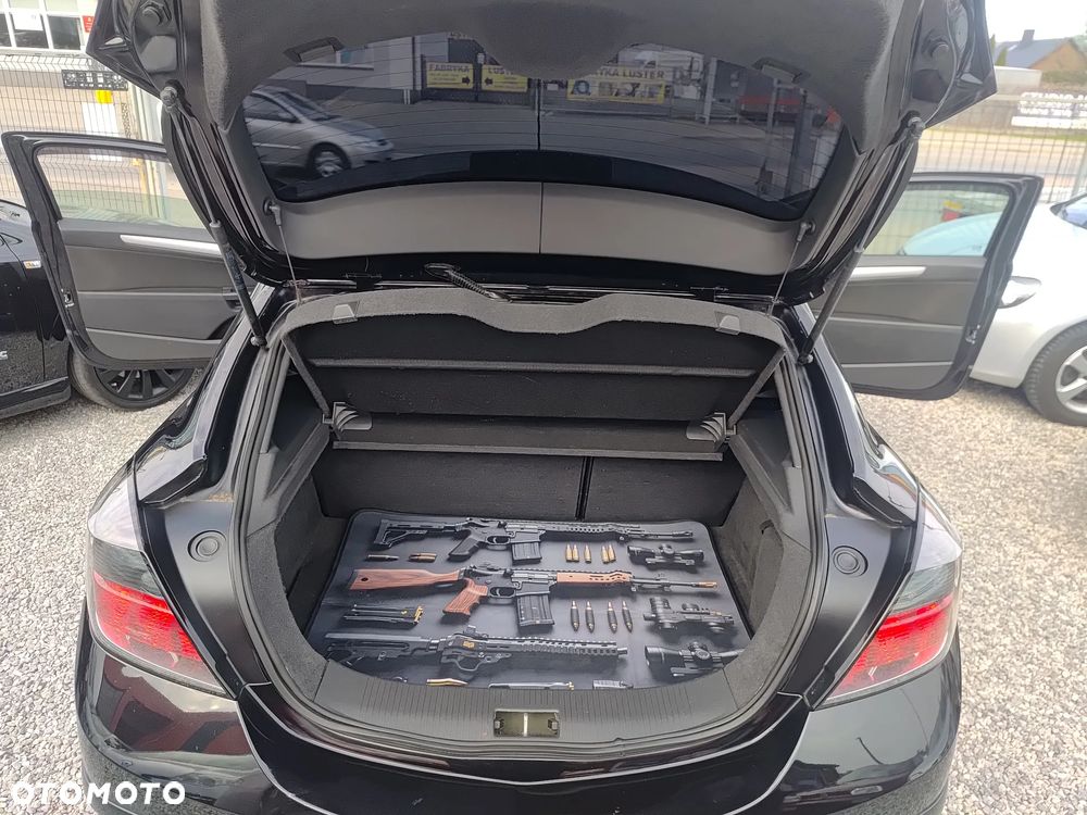 Opel Astra 2.0 Turbo Sport - 17