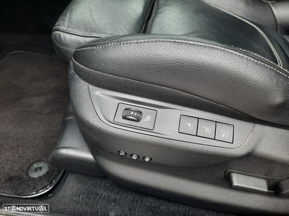 Citroën DS5 2.0 HDi Hy4 So Chic CMP6 88g - 22