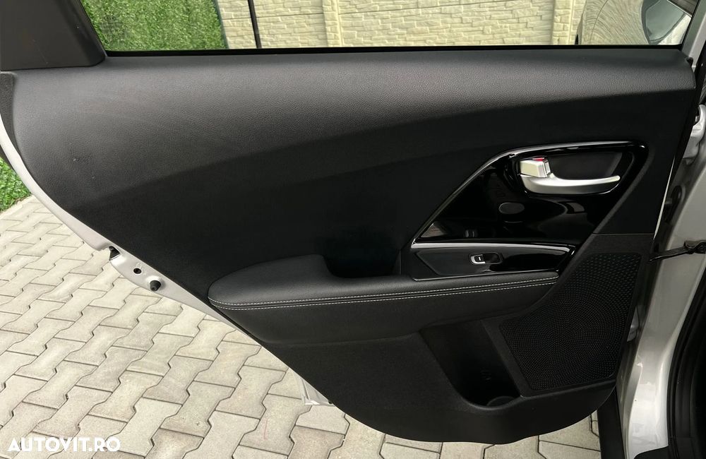 Kia Niro 1.6 GDI HEV 2WD OPF Aut. Spirit - 21