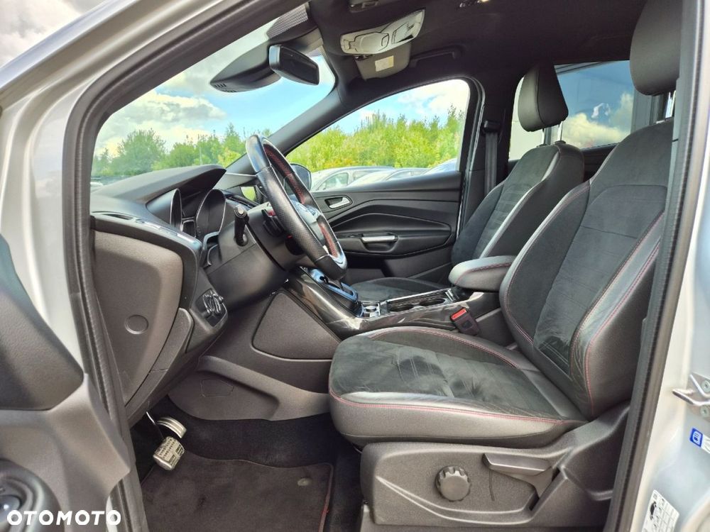 Ford Kuga 2.0 TDCi AWD ST-Line - 5