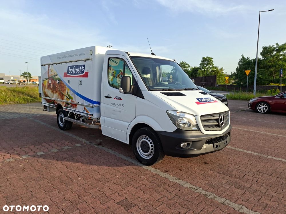 Mercedes-Benz Sprinter - 1