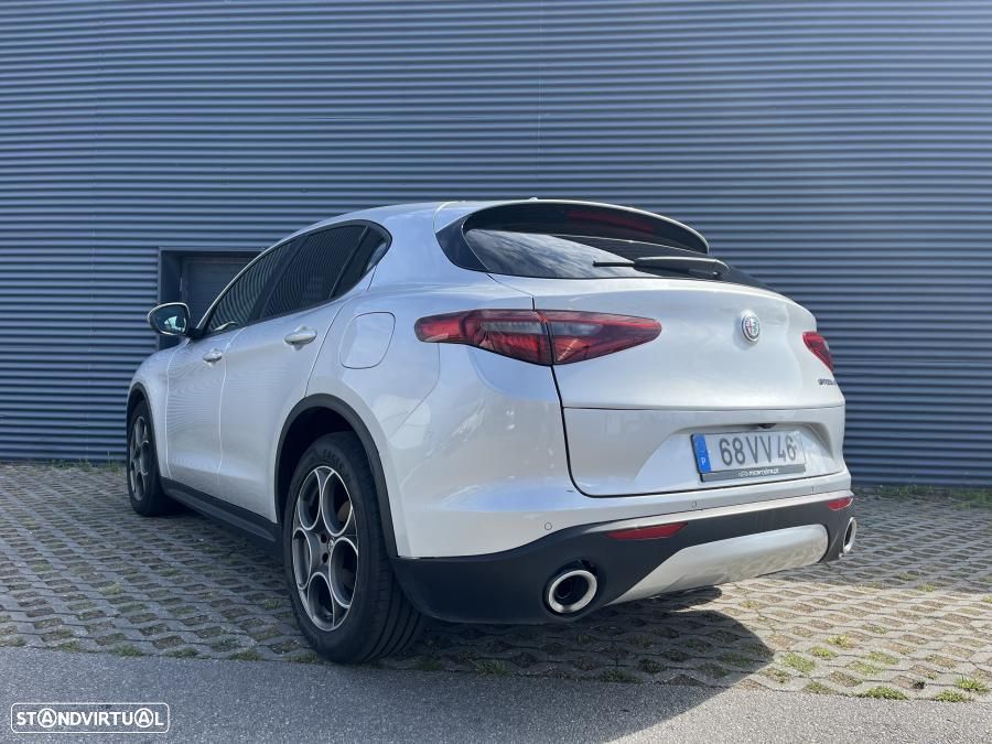 Alfa Romeo Stelvio 2.2 D Super AT8 - 4