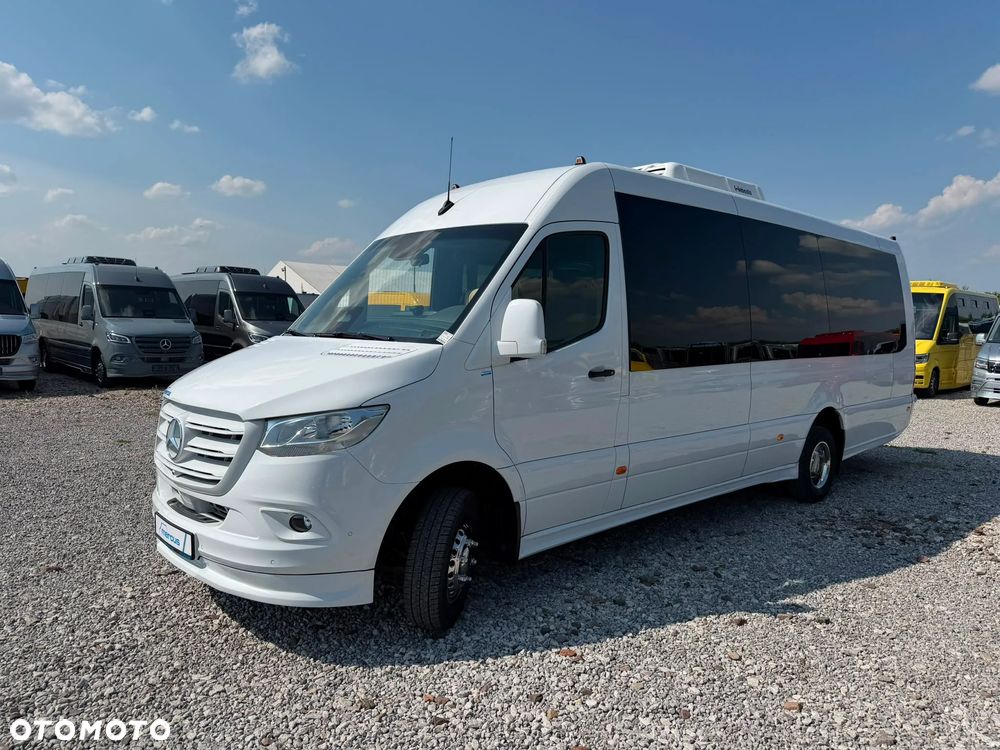 Mercedes-Benz Sprinter 519 - 9
