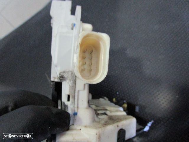 Fecho 8E2837015AA AUDI A4 2006 FE ELETRICO - 4