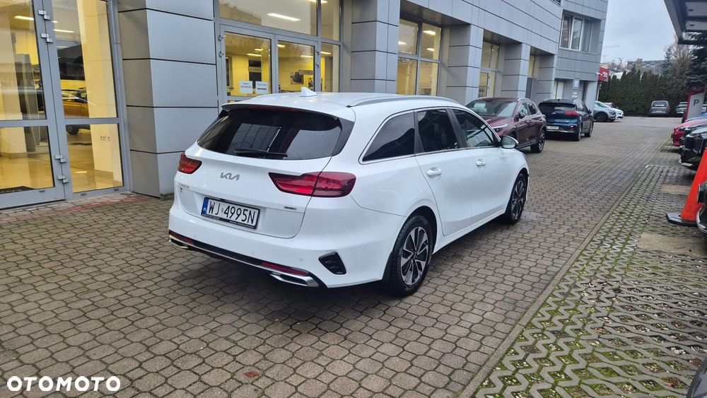 Kia Ceed 1.6 GDI PHEV L DCT - 6