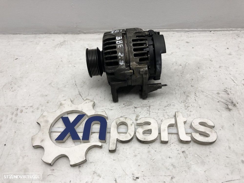 Alternador VW LT 28-46 II 2.5 TDI | 05.99 - 07.06 Usado REF. 074 903 025 K MOTOR... - 3