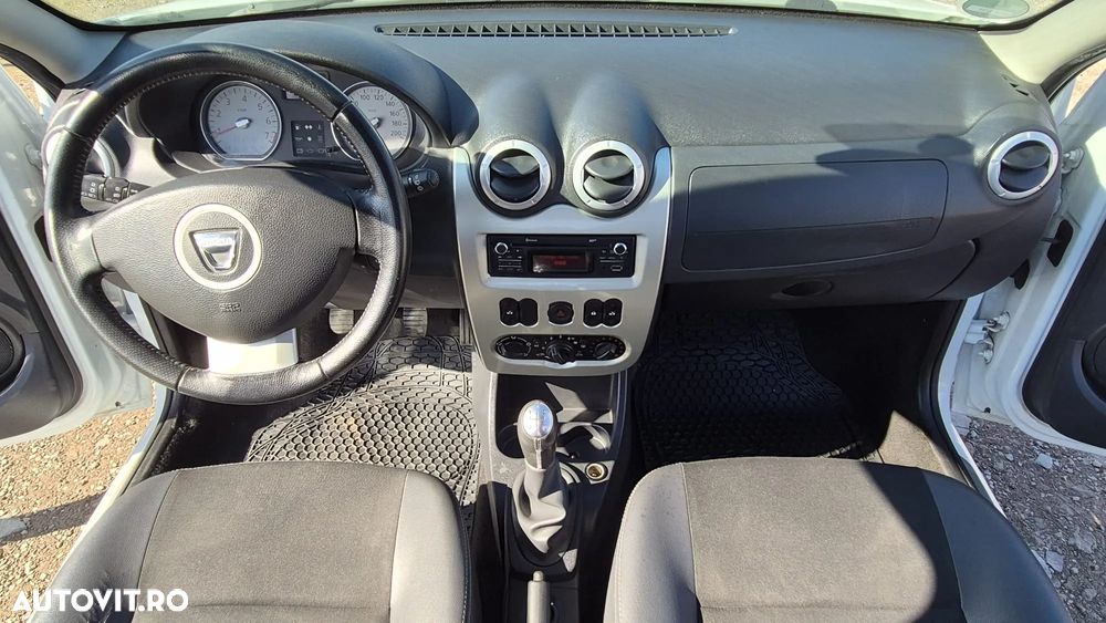 Dacia Sandero 1.5 DCI Laureate - 12
