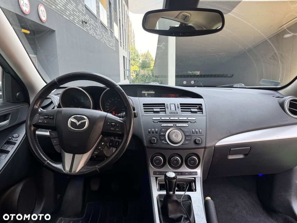 Mazda 3 - 6