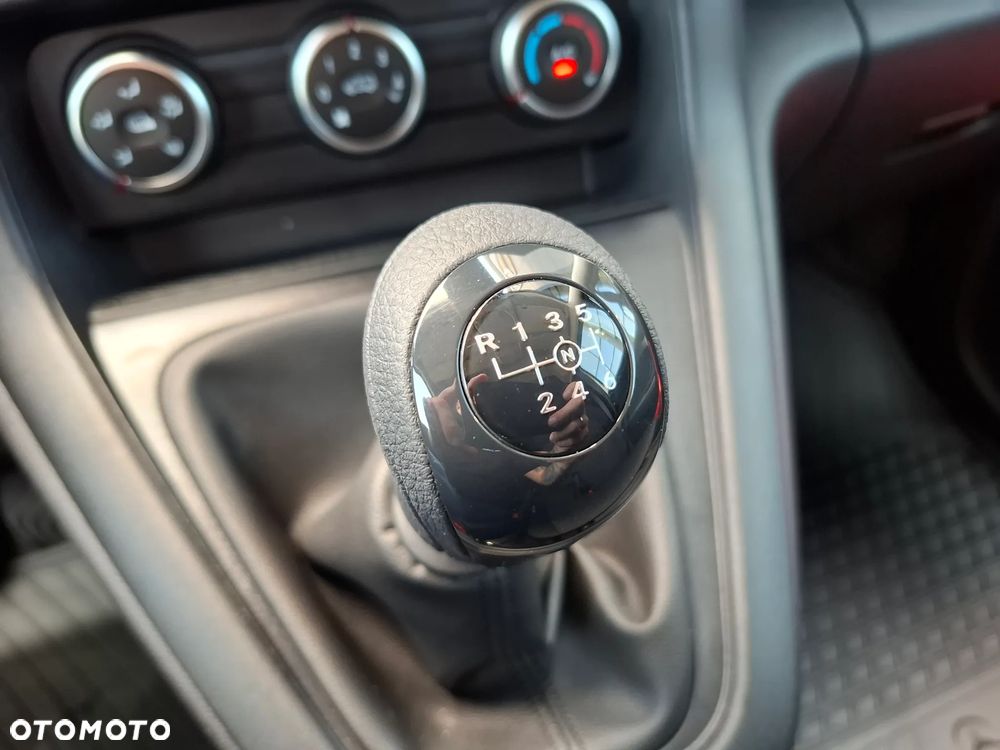 Mercedes-Benz Citan 110 CDI Furgon 2716 mm - 24