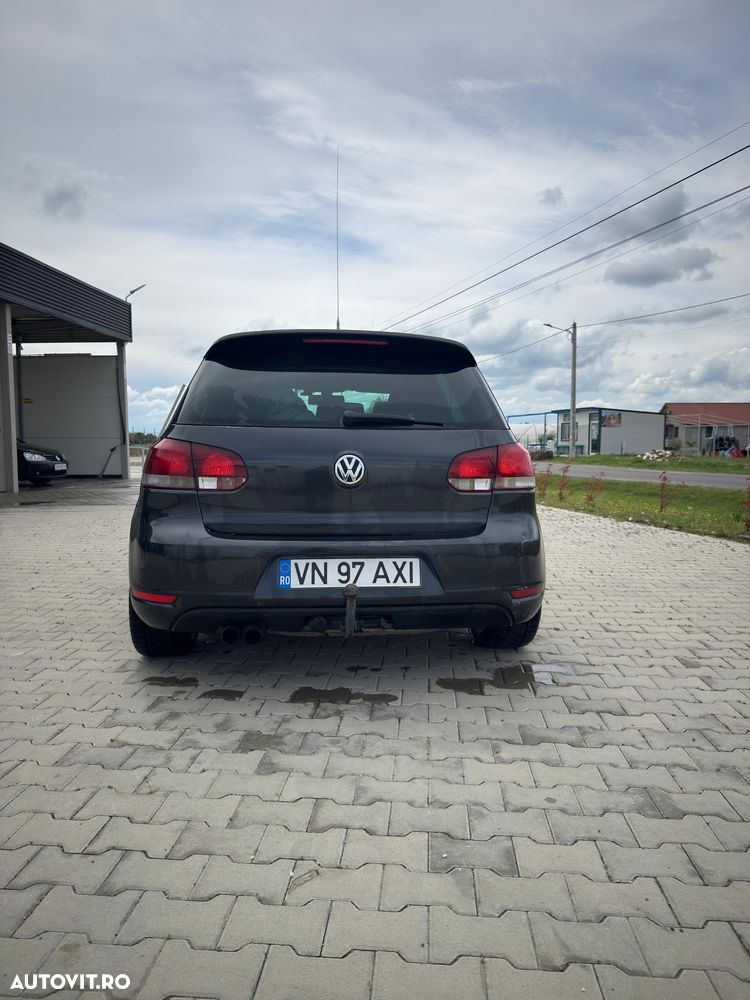 Volkswagen Golf 2.0 TDI DPF GTD - 4