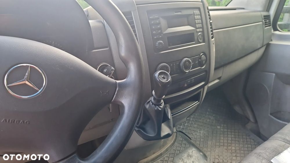 Mercedes-Benz SPRINTER - 8