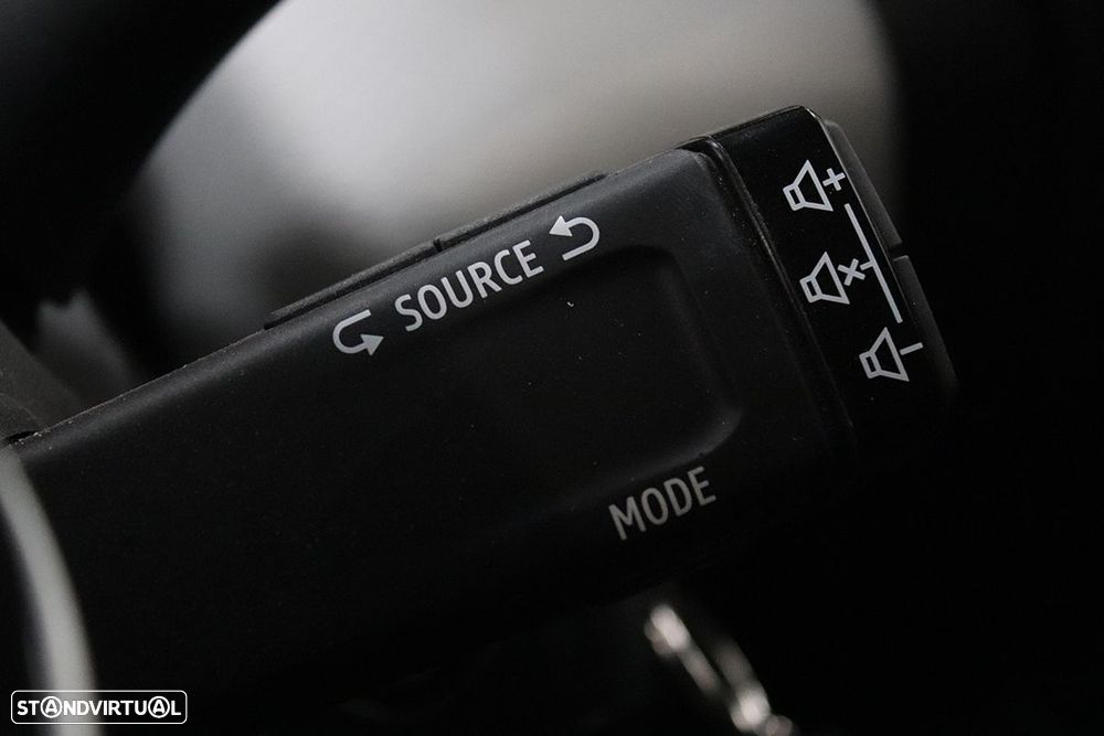 Renault Clio 1.0 TCe Limited Bi-Fuel - 19