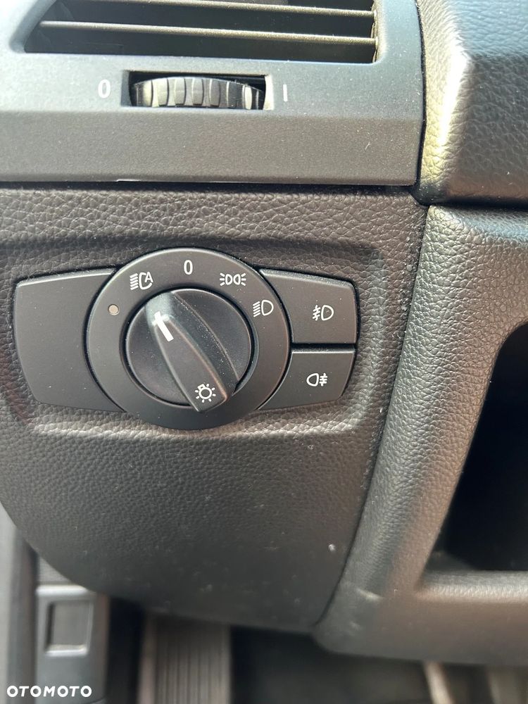 BMW Seria 1 - 21