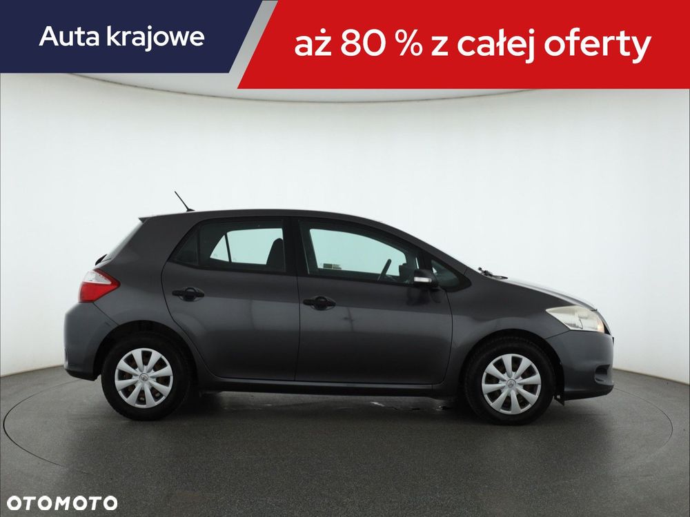 Toyota Auris - 8
