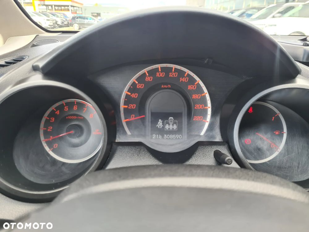 Honda Jazz 1.2 Trend - 17