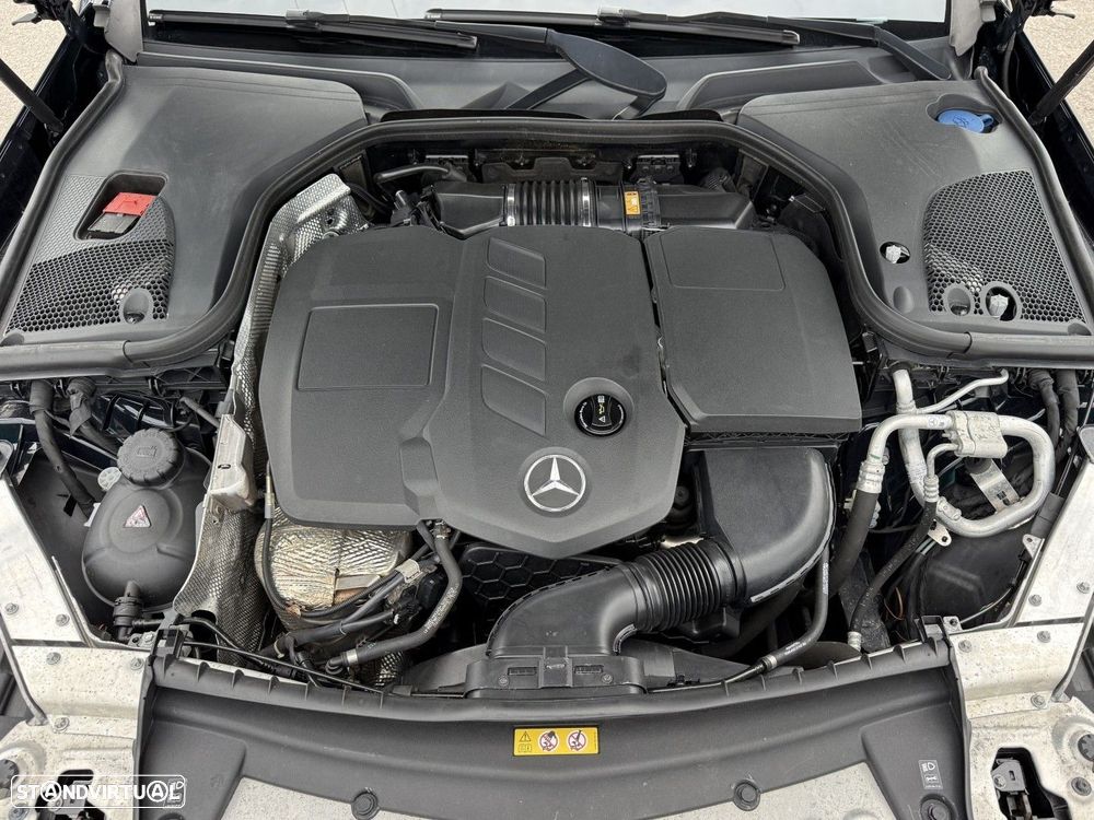 Mercedes-Benz E 220 d Avantgarde - 16