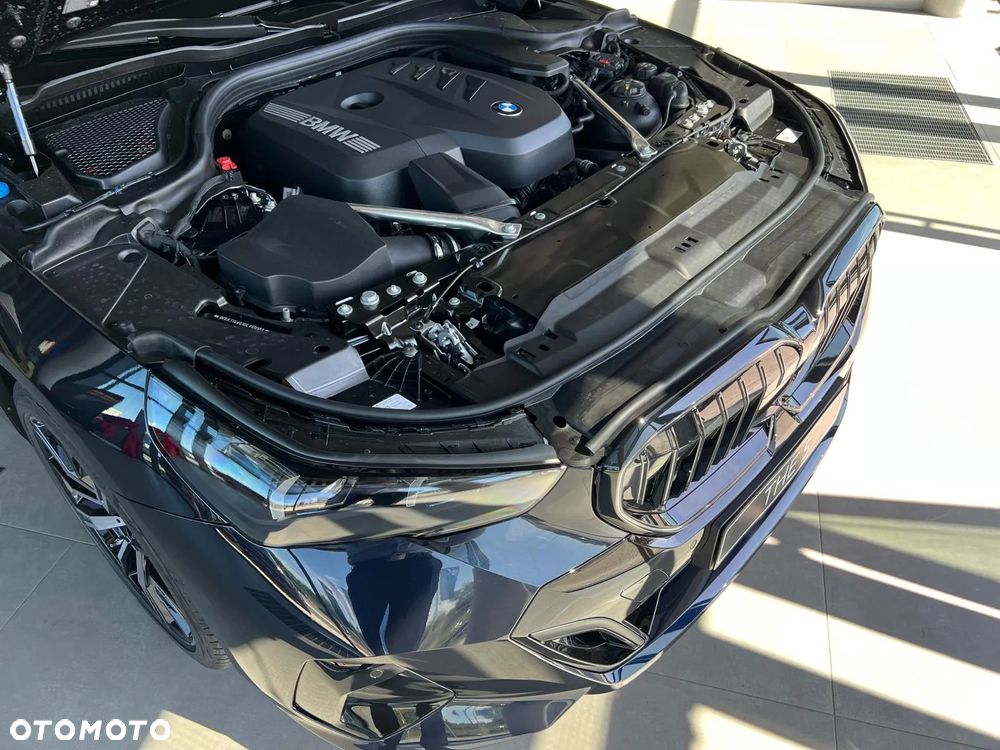 BMW Seria 5 520i mHEV - 12