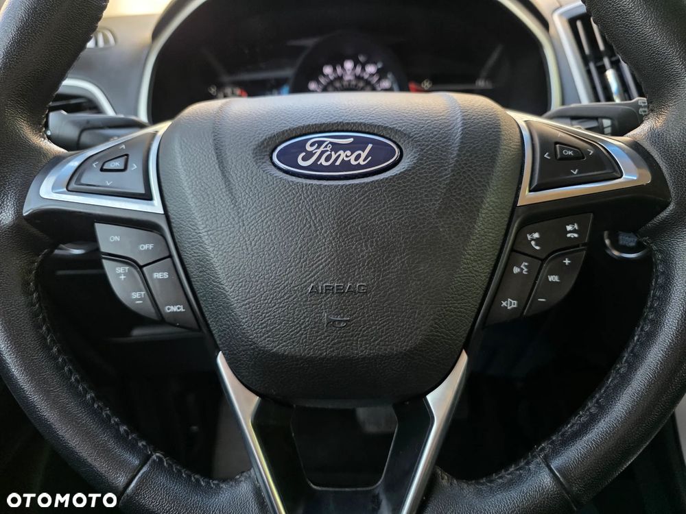 Ford Edge - 18