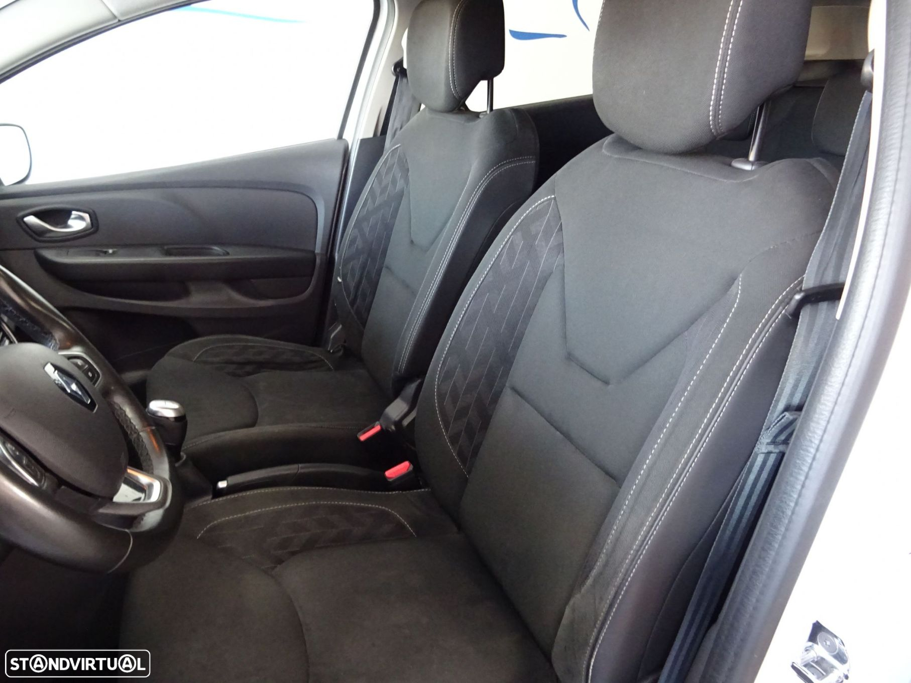 Renault Clio Sport Tourer 1.5 dCi Limited - 8