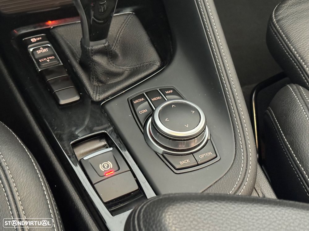 BMW X1 16 d sDrive Auto xLine - 17