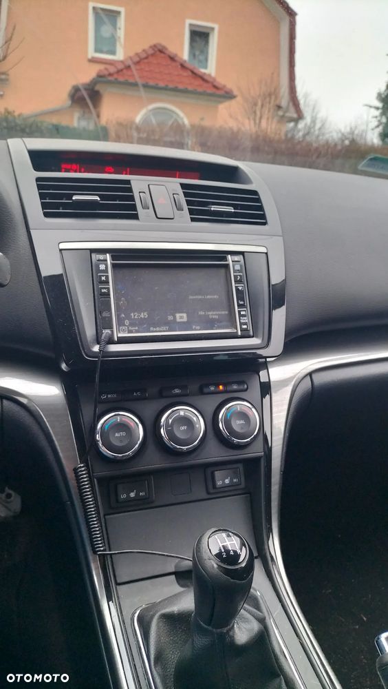 Mazda 6 - 8