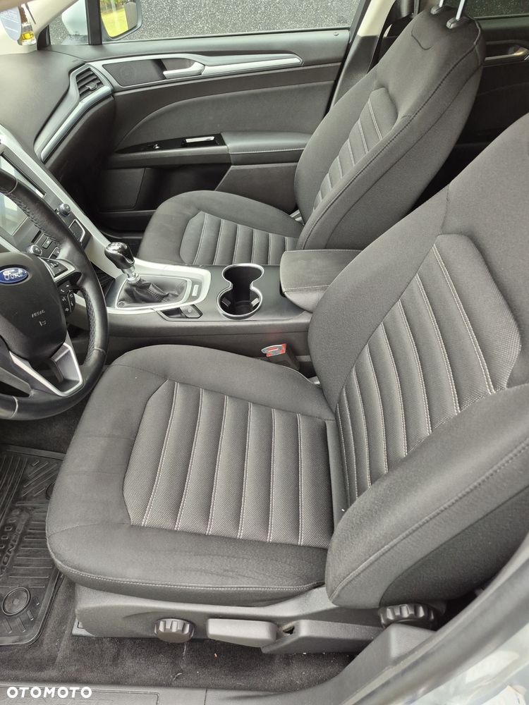 Ford Mondeo - 8