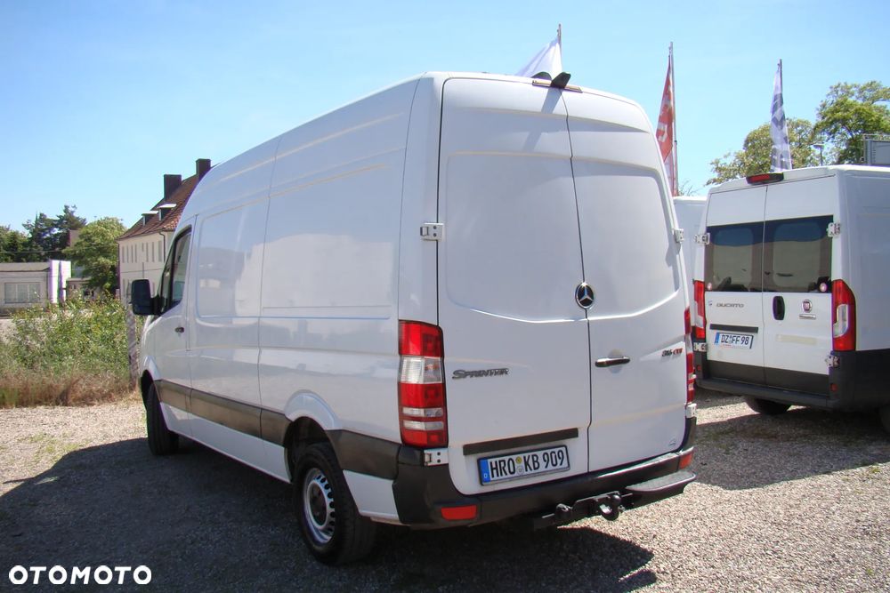 Mercedes-Benz Sprinter - 3