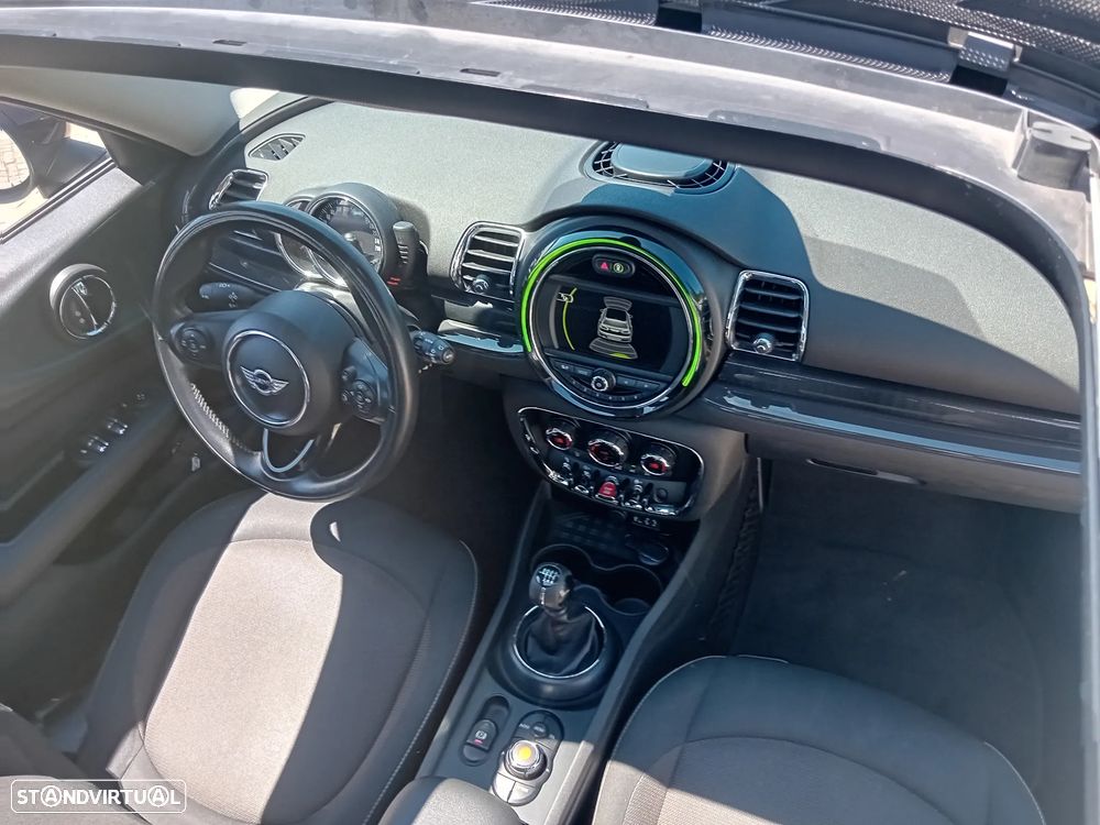 MINI Clubman One D Blackyard - 37