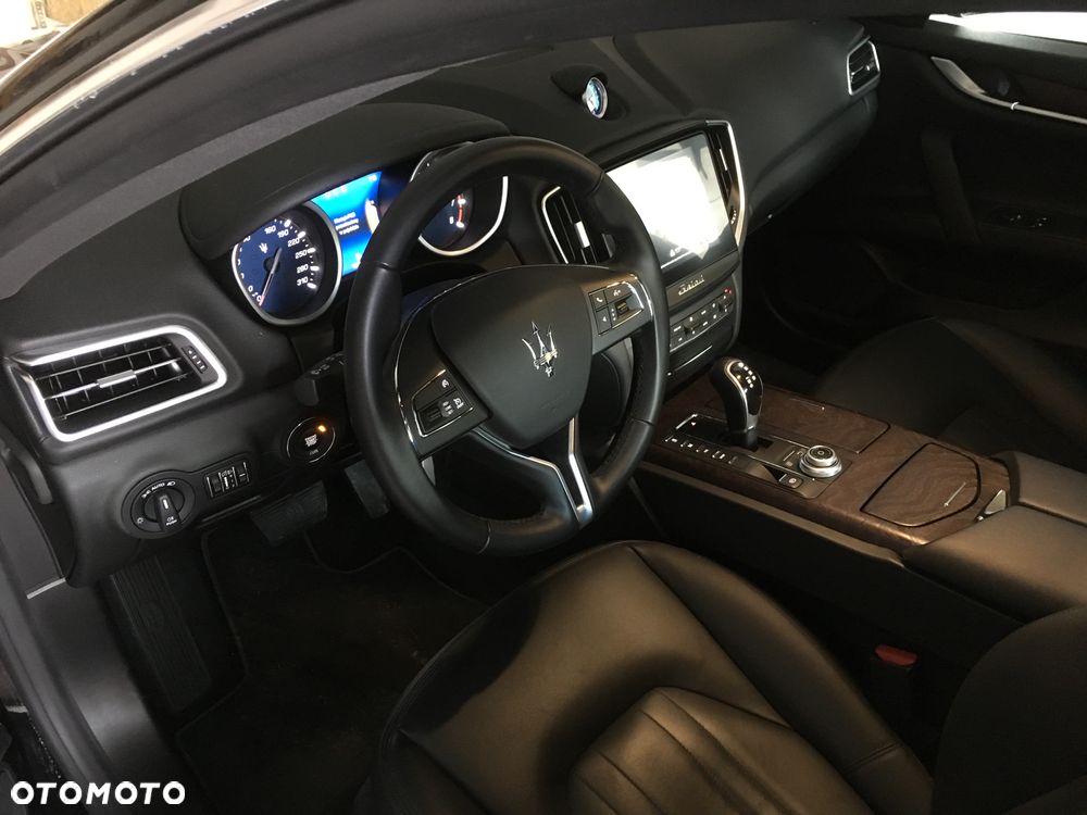 Maserati Ghibli Standard - 5