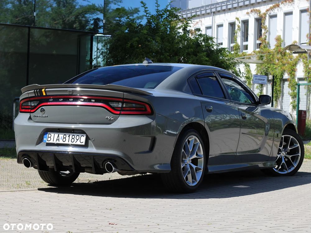 Dodge Charger 5.7 R/T - 4