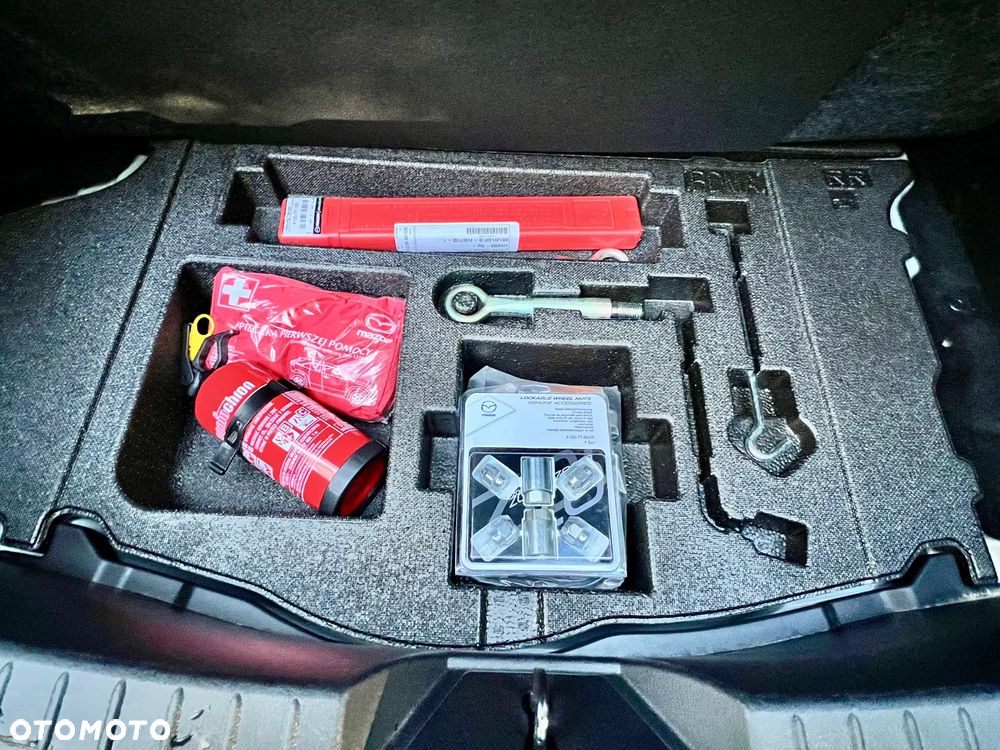 Mazda 3 - 16