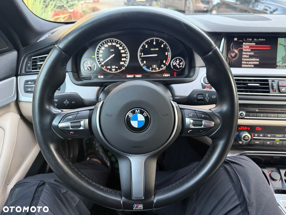 BMW Seria 5 520d Touring M Sport Edition - 29