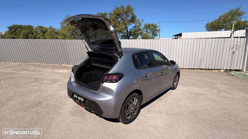 Peugeot 208 1.2 PureTech SE Style - 22