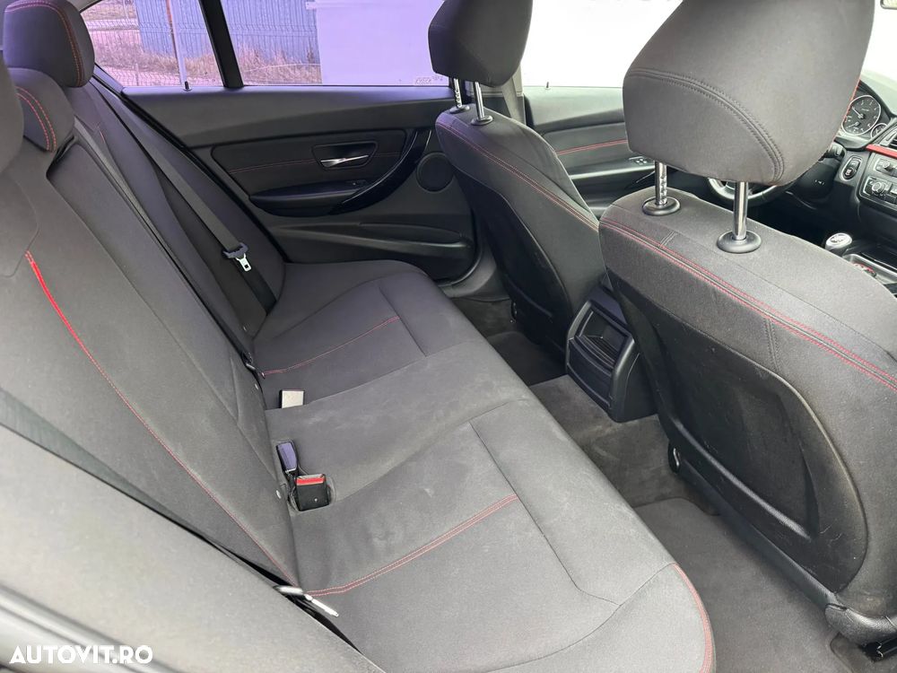 BMW Seria 3 318d - 11