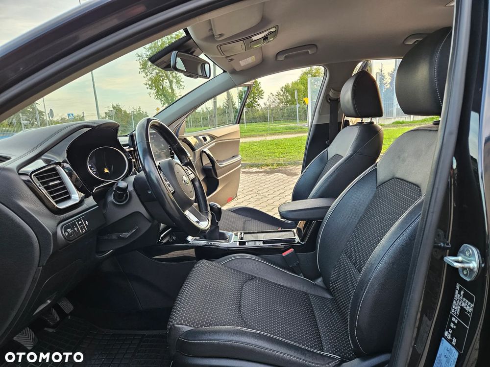 Kia XCeed 1.6 T-GDI L Business Line - 11