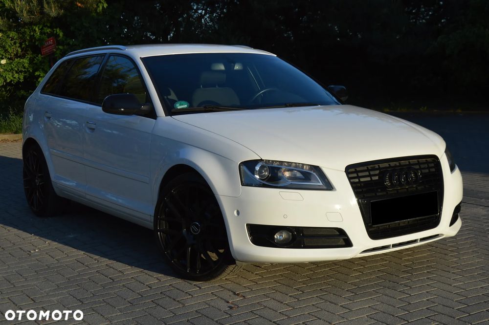 Audi A3 Sportback 2.0 TDI DPF S line Sportpaket - 2
