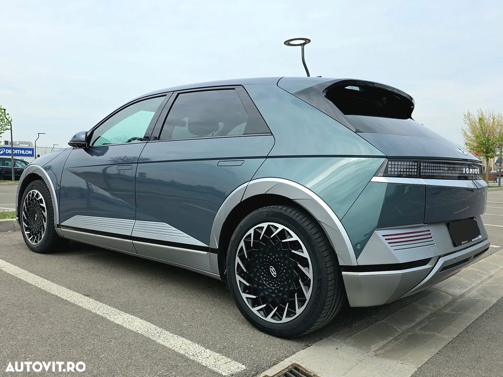 Hyundai IONIQ - 2
