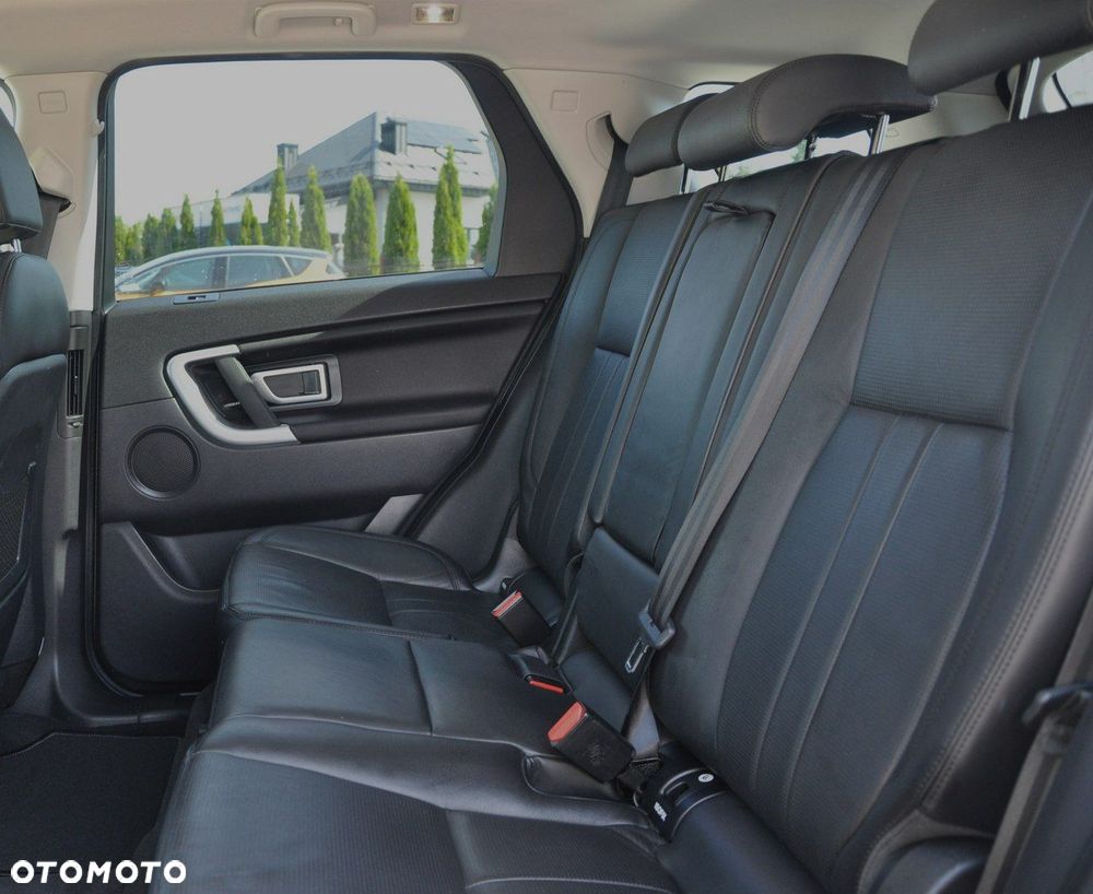 Land Rover Discovery Sport 2.0 eD4 HSE Luxury - 14