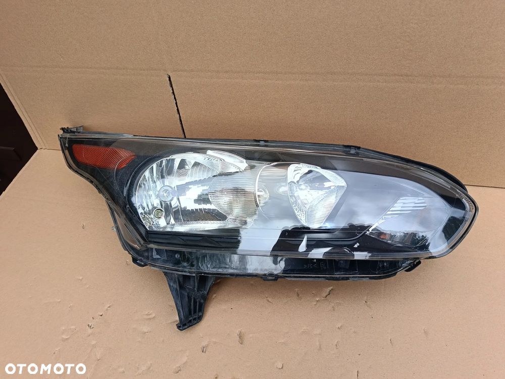 Lampa przednia prawa Ford Tourneo Connect MK2 FT11-13W029DB reflektor - 1