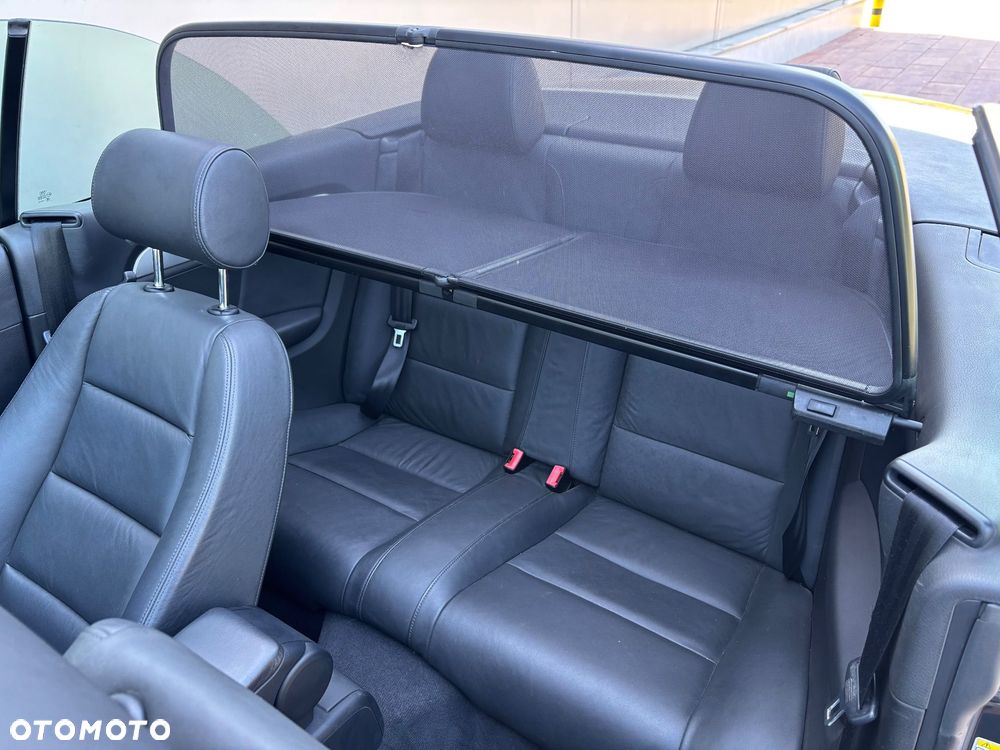 Audi A4 Cabrio 1.8T - 25