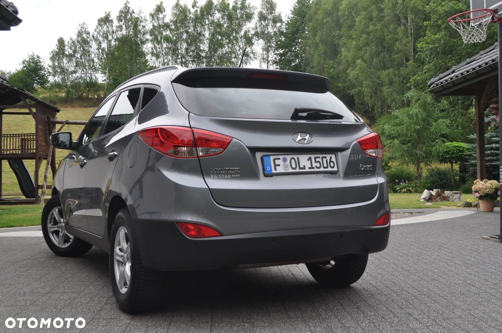 Hyundai ix35 1.6 2WD Fifa World Cup Edition - 4
