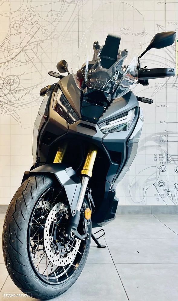 Honda X-ADV 750 - 3