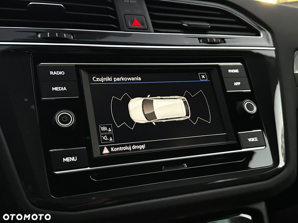 Volkswagen Tiguan 2.0 TDI SCR 4Mot Life DSG - 27