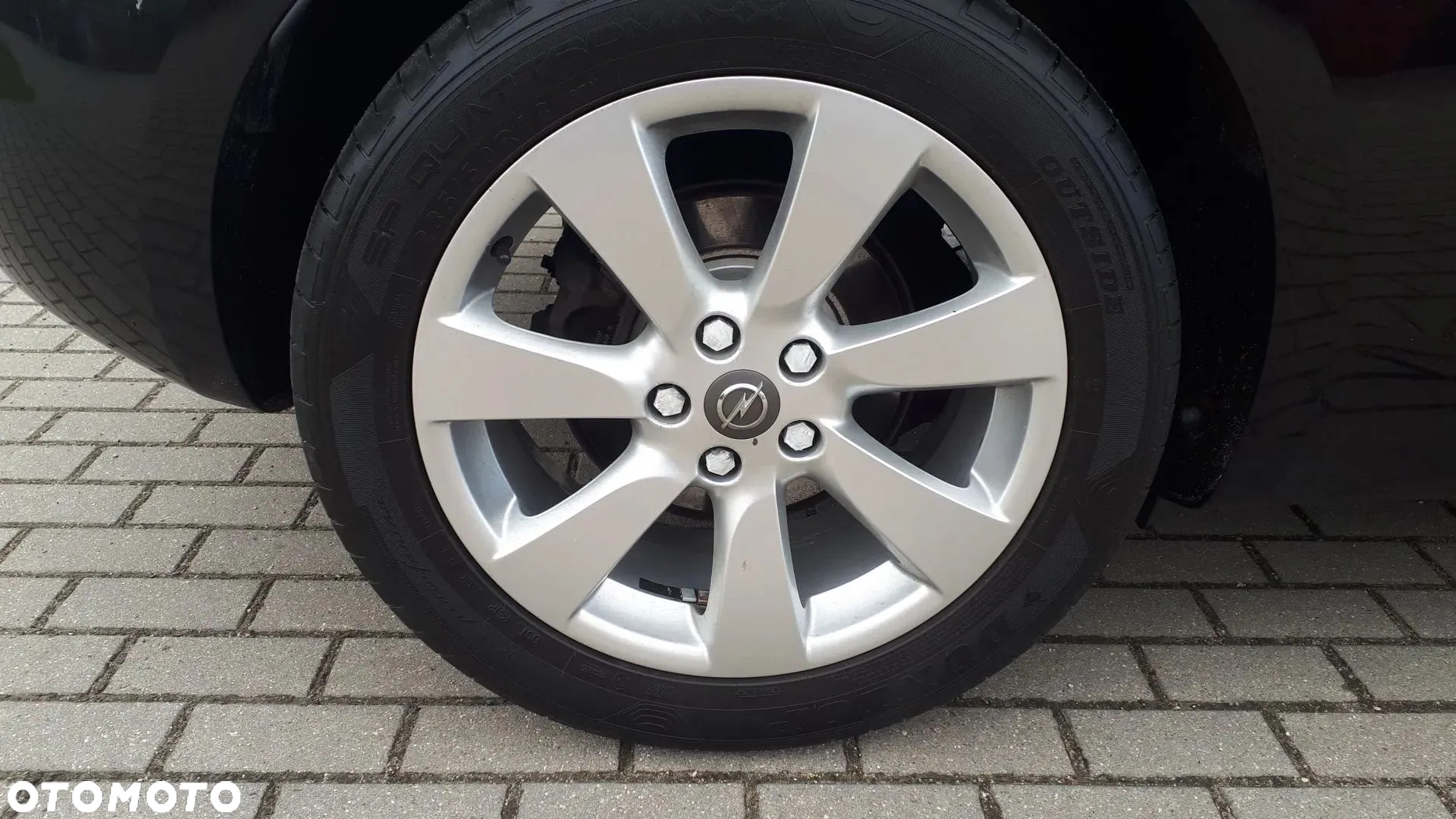 Opel Astra GTC 1.4 Turbo - 11