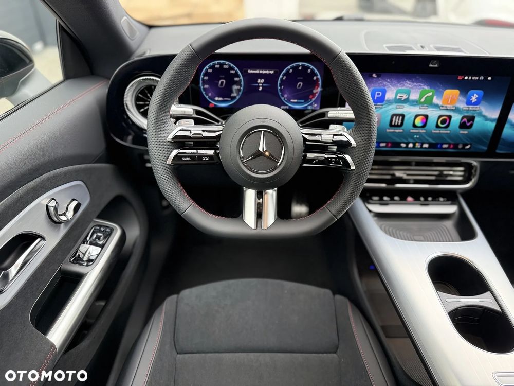 Mercedes-Benz CLA - 15
