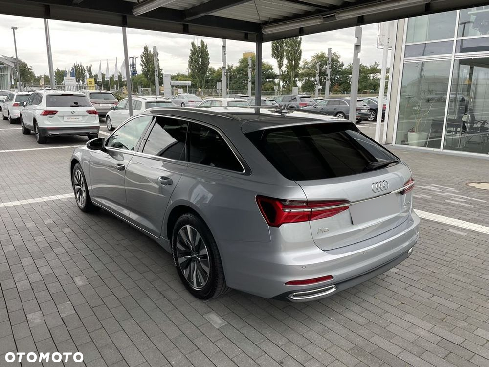 Audi A6 - 4