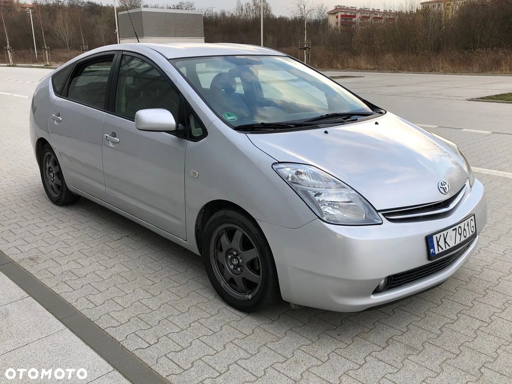 Toyota Prius 1.5 VVT-i Sol - 5